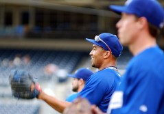 Los Angeles Dogers outfielder Matt Kemp warms up.